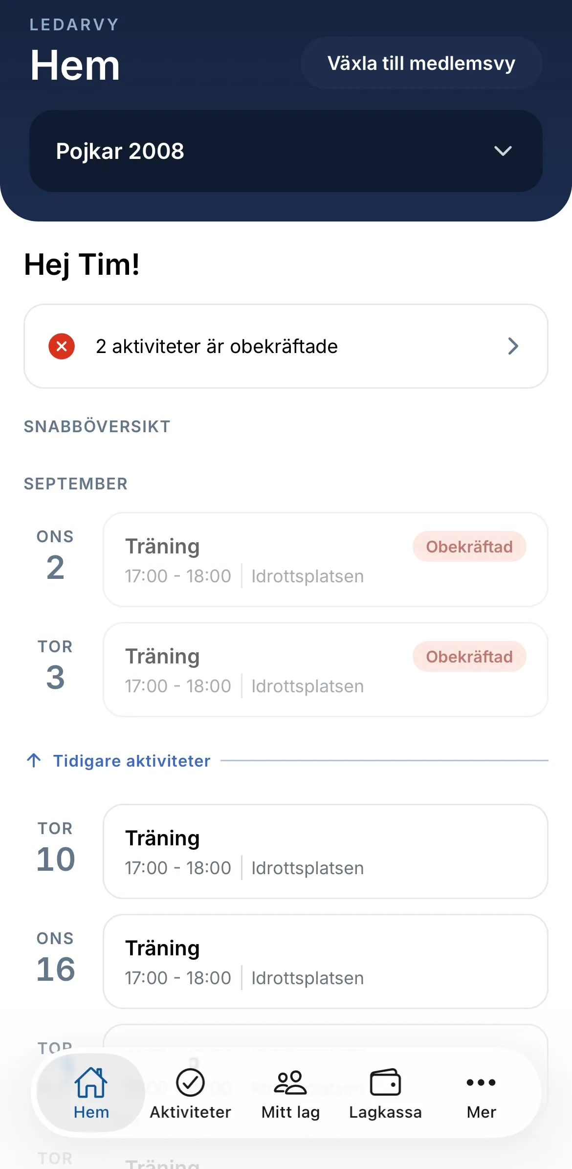 The leader view in the Sportadmin app: today's activities for a group, with unconfirmed sessions flagged